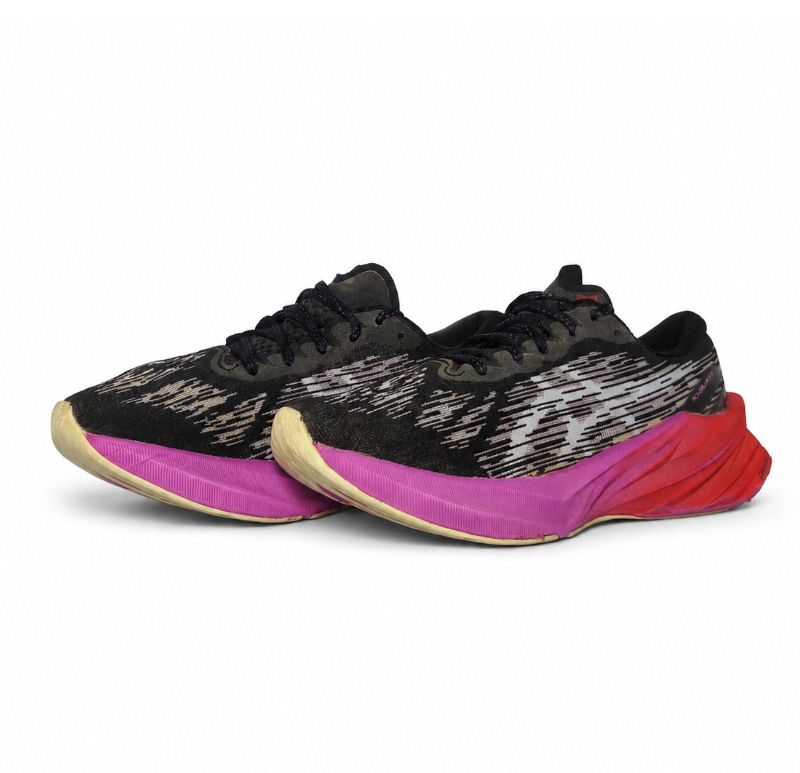 ASICS Novablast 3 Running Shoes
