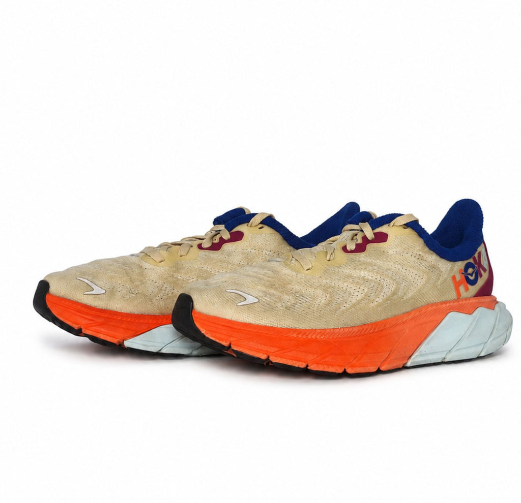 HOKA ONE ONE ARAHI 6