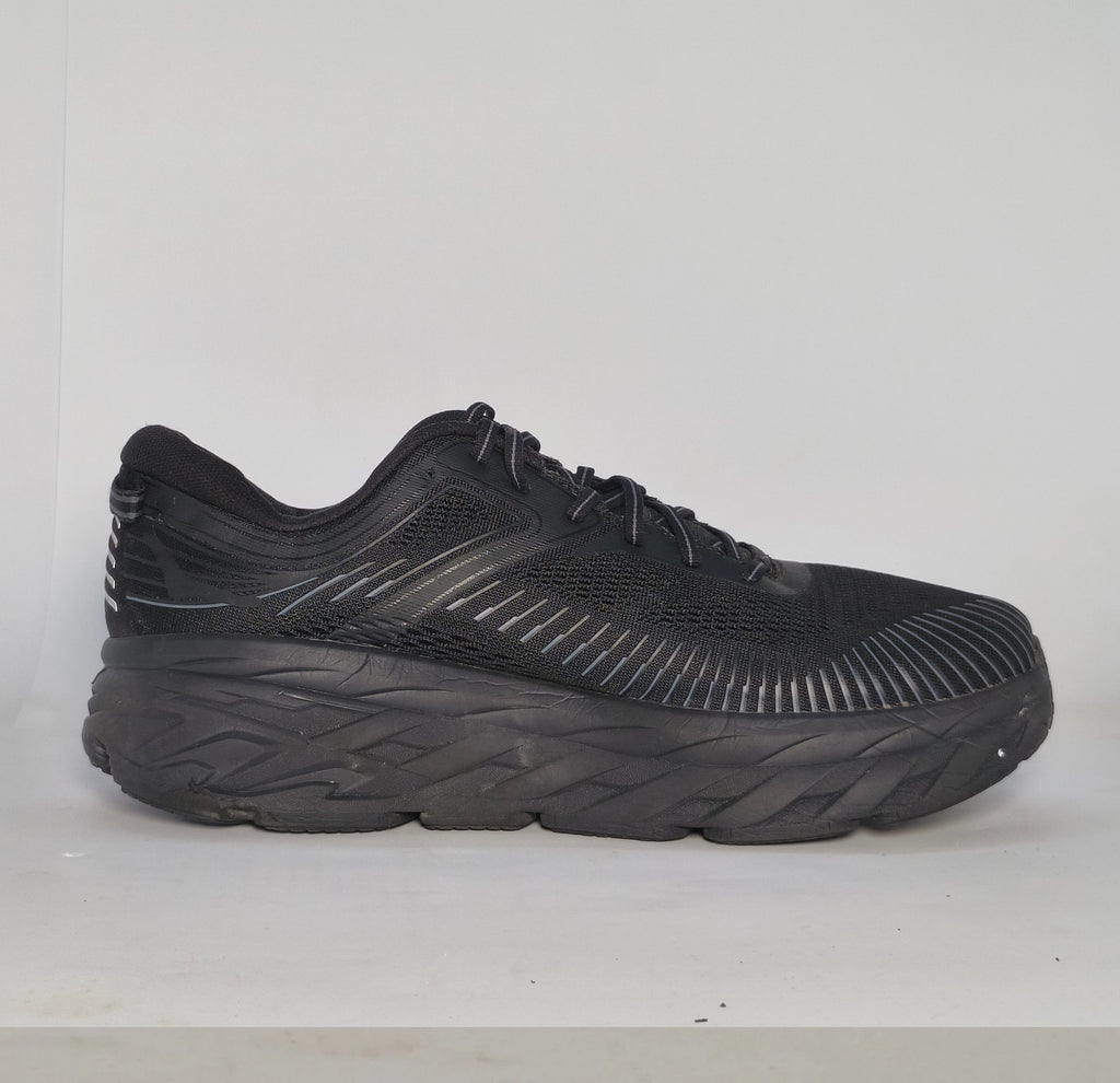 Hoka One One Bondi 7