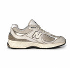 New Balance 2002R Sneakers