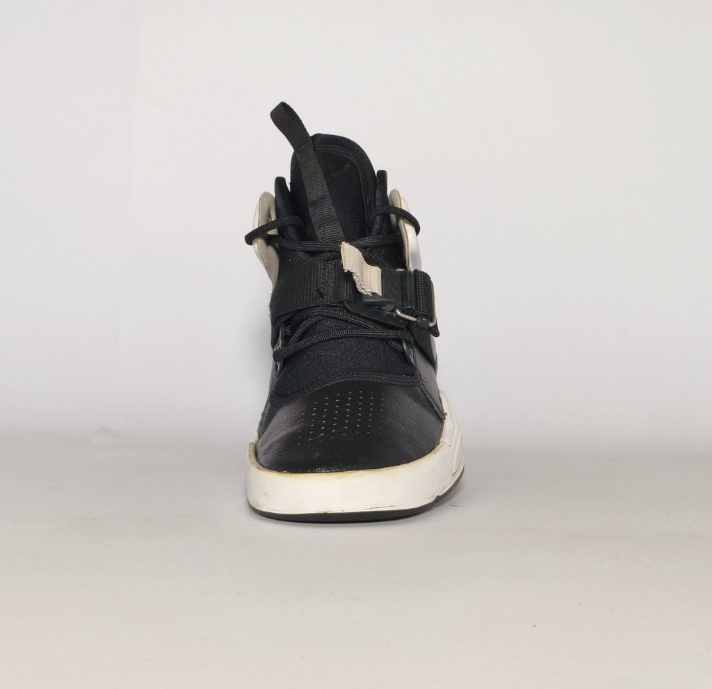 Nike Air Force 270 Black White Shoes US 6 EUR 38 Condition 8.5