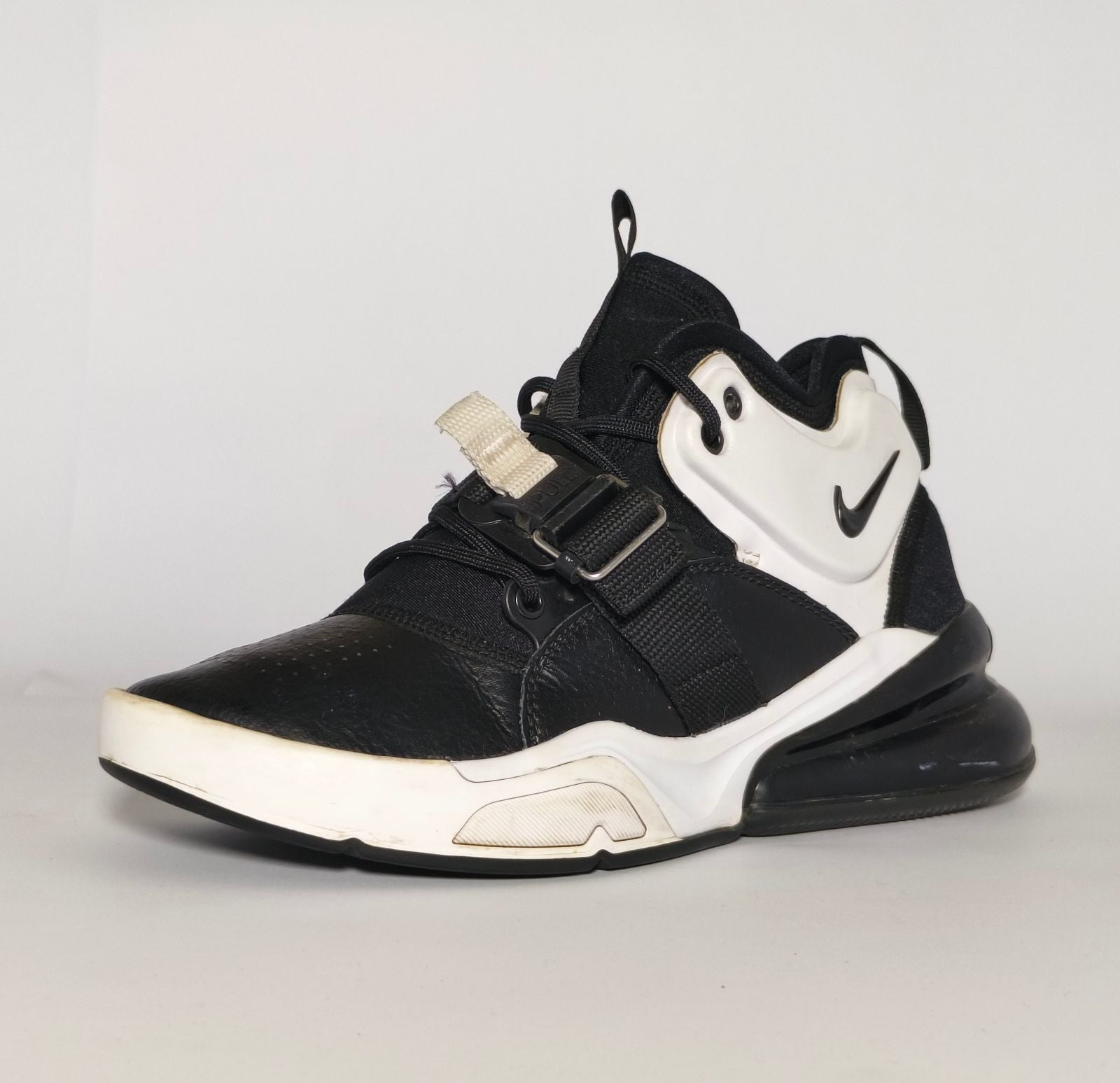 Nike Air Force 270 Black White Shoes US 6 EUR 38 Condition 8.5