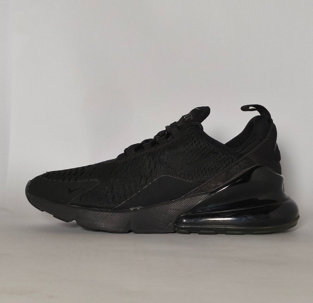 used-nike-air-max-270-triple-black-unisex-sneakers-echo-steps