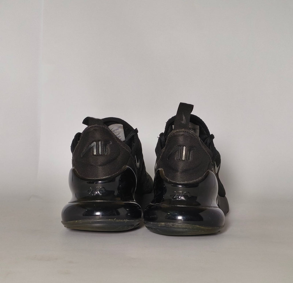 used-nike-air-max-270-triple-black-unisex-sneakers-echo-steps