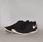 womens-nike-free-5-0-black-white-sneakers-side