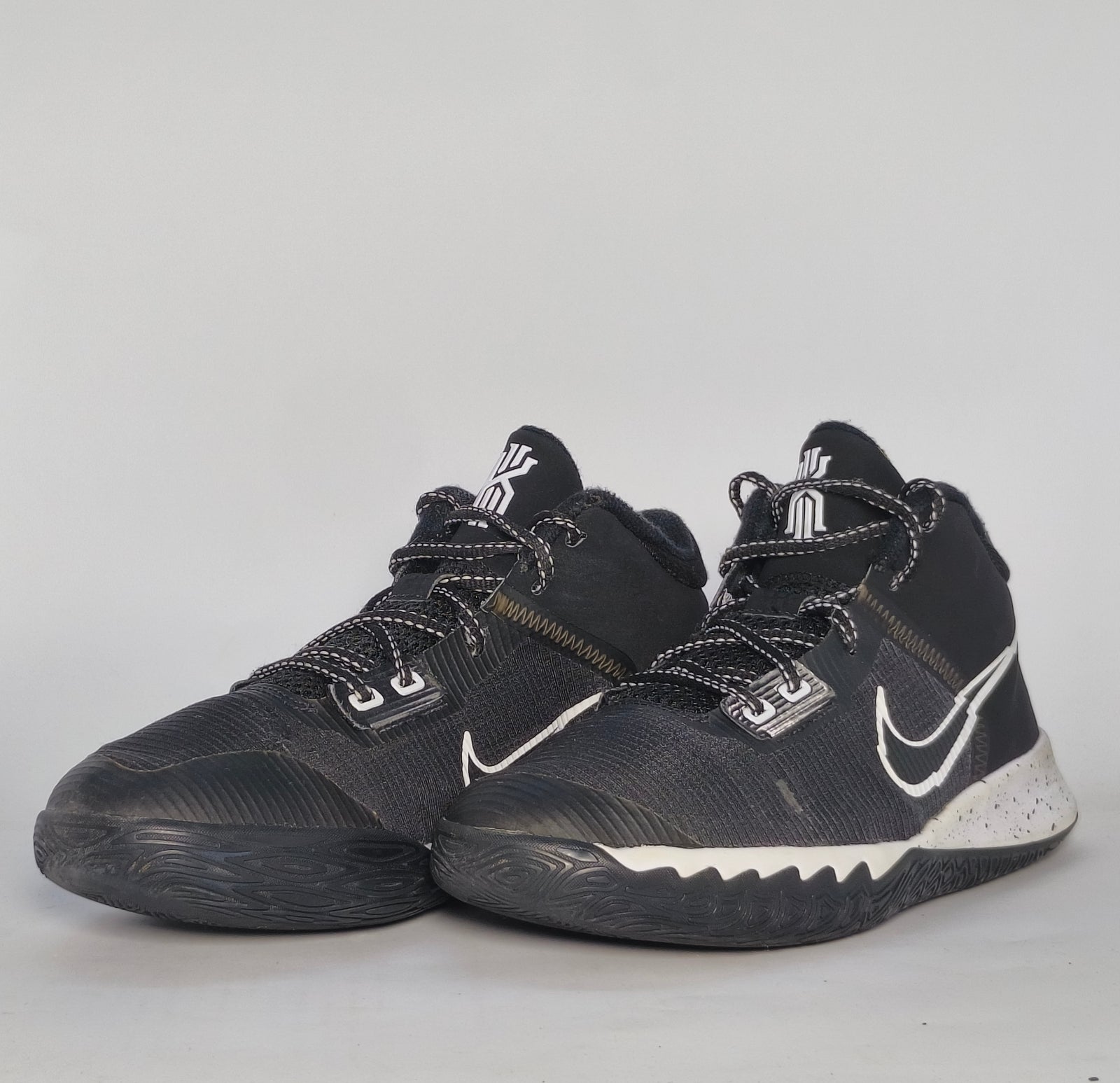 Nike Kyrie Flytrap 4