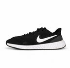 Nike Revolution 5