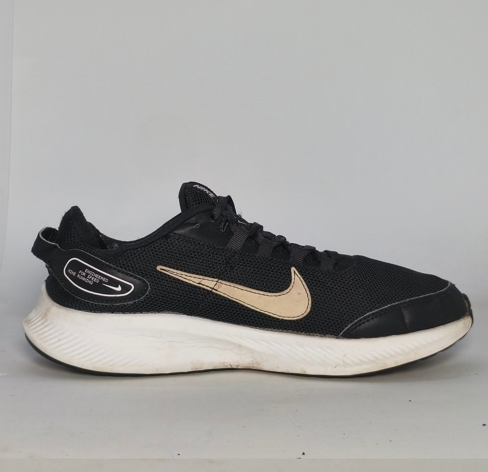 Nike Run All Day 2 Sneakers