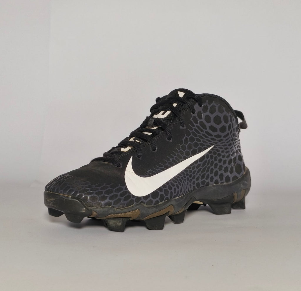 Nike Sports Plastic Cleats