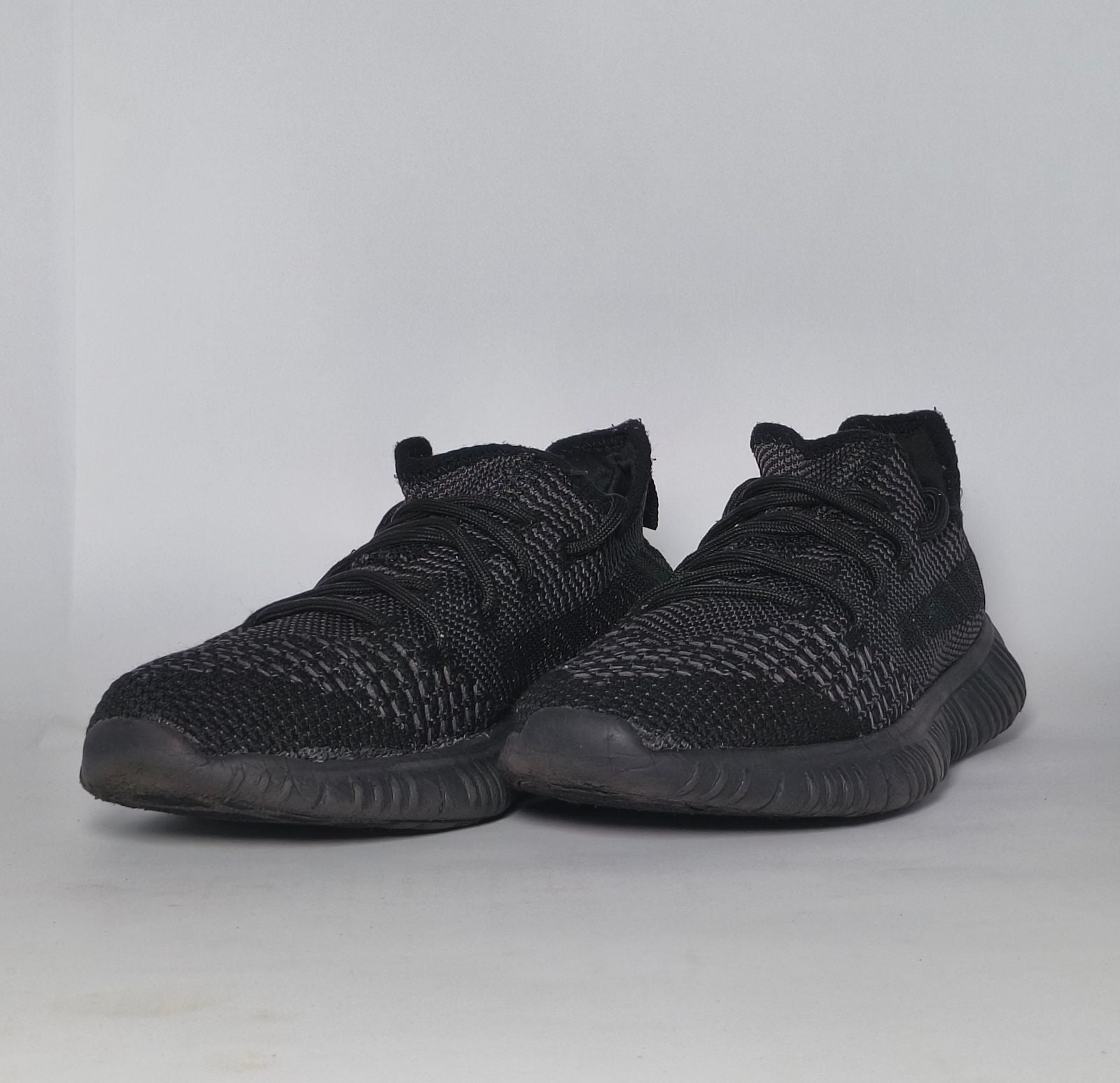 One Degree Evolve Gym Sneakers