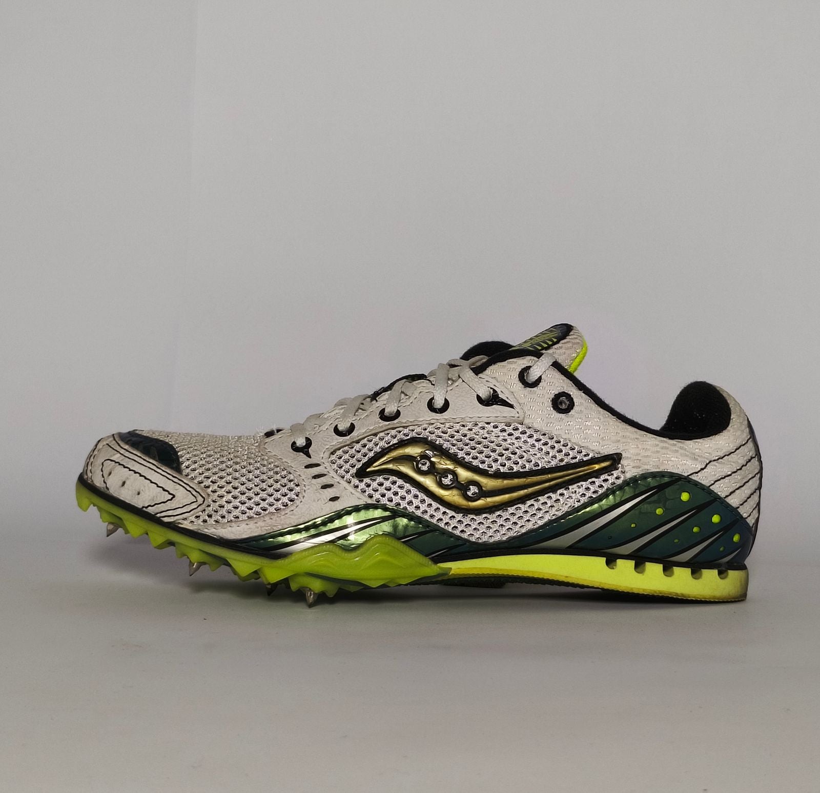 Saucony Velocity 3 Distance Track Spikes