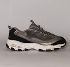 Nike Air Max Black and White Sneakers Side View US 9 EUR 40.5