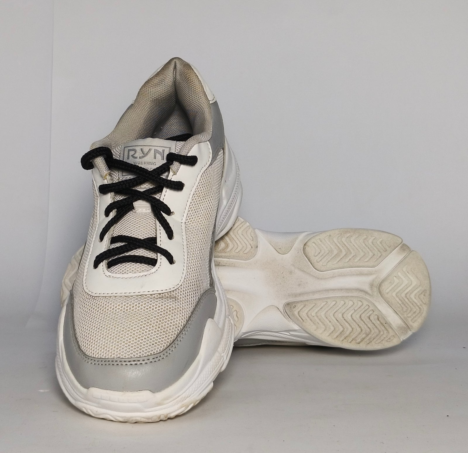 Starlet Super-20 Grey Sneakers