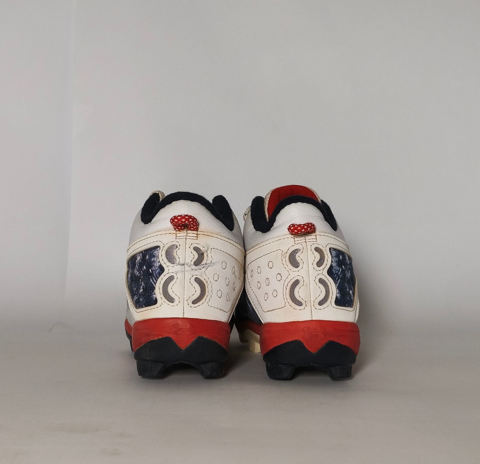 Under-Armour-Mid-Molded-Baseball-Cleats-White-US4-EUR36