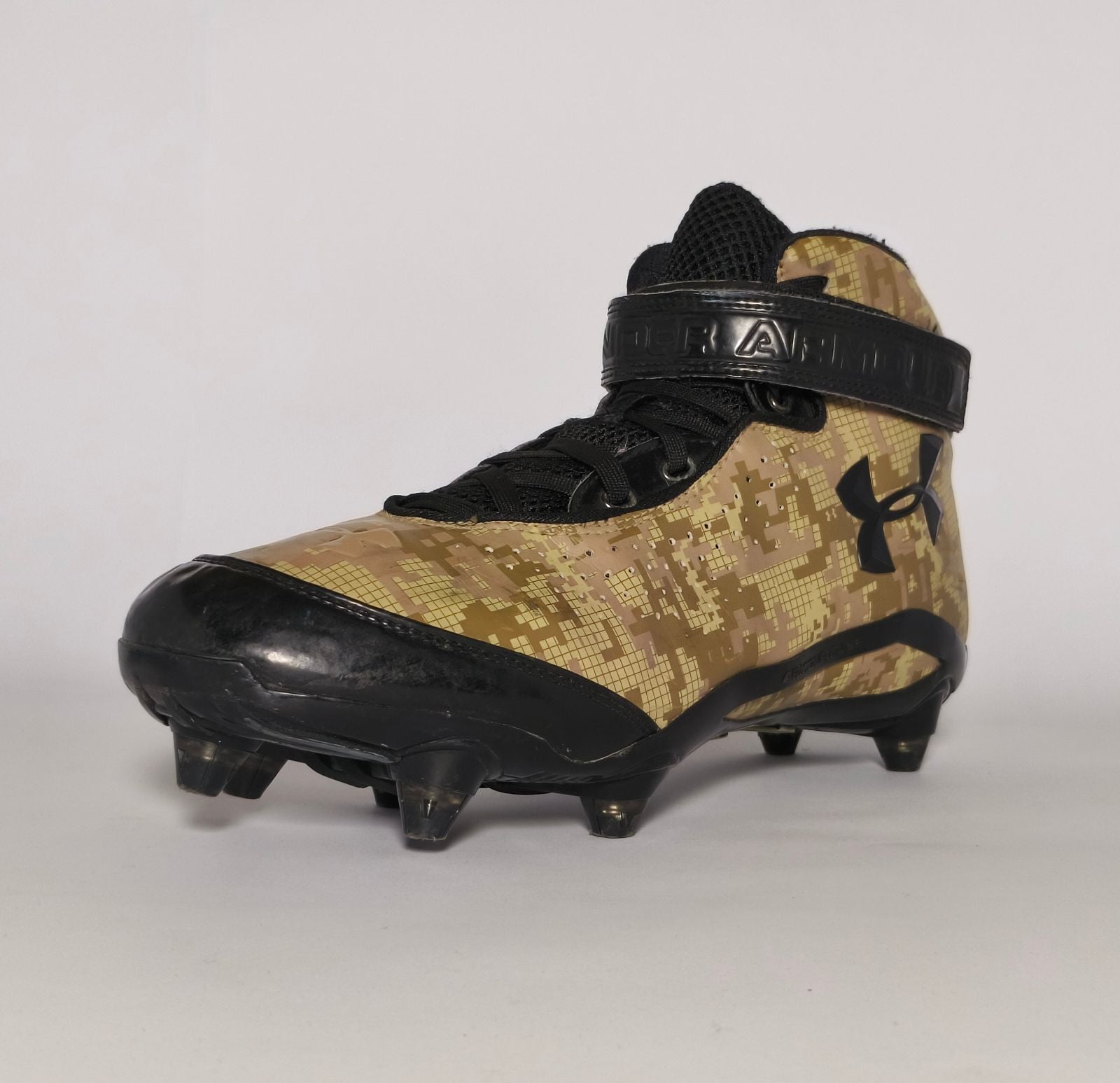 Under-Armour-Digital-Camo-High-Top-Football-Cleats-US12-EUR46