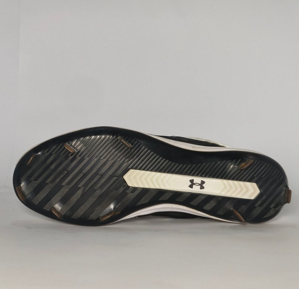Under Armour Black & White Baseball Metal Cleats – Size 11.5