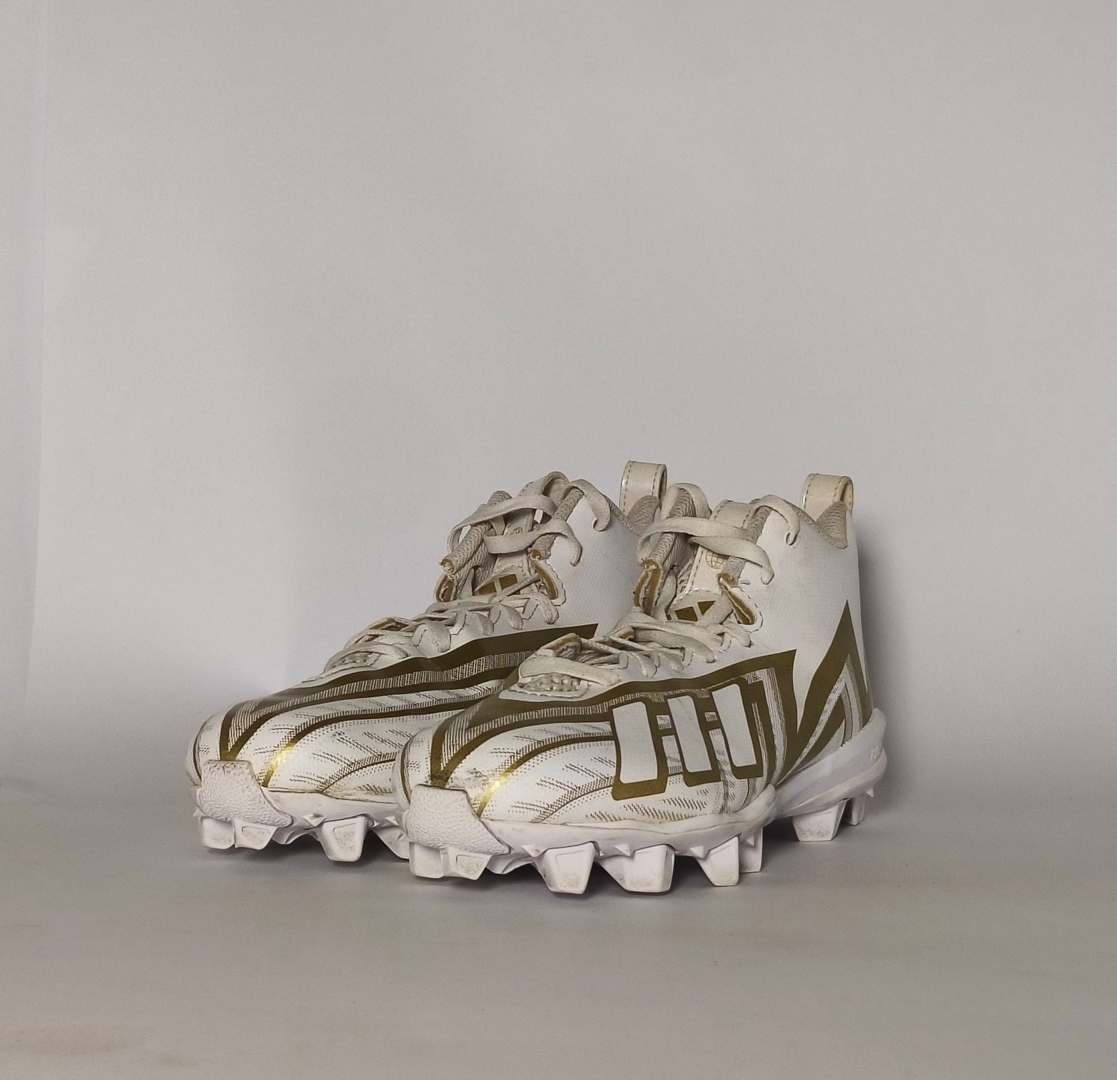 White-Gold-Adidas-Freak-Spark-Football-Cleats-Condition-9